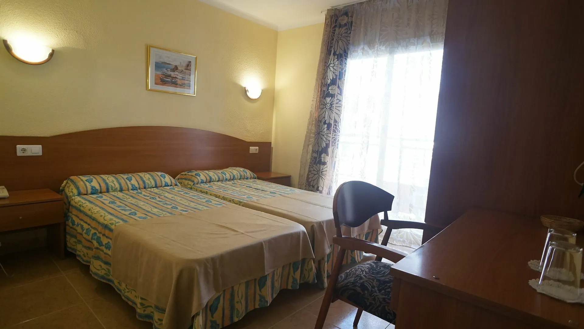 Hotel Sunshine Park Льорет-де-Мар